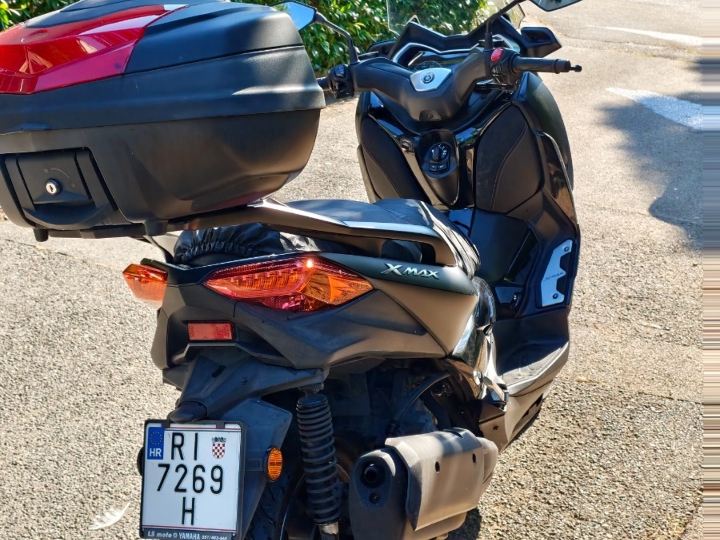 Yamaha Iron X Max