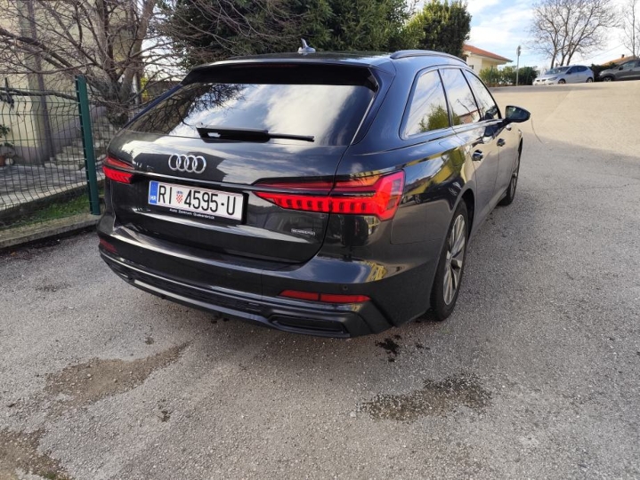 Audi A6 Avant 40 TDI S line Quattro Black Edition *Zamjena*