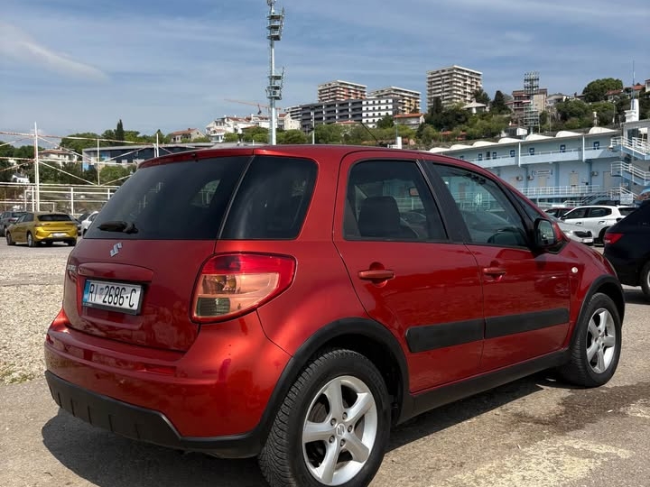 Suzuki SX4 + plin!