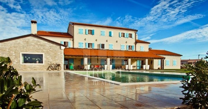 Boutique hotel s bazenom – 3 km od mora, Pula, Istra