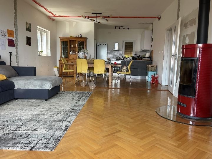 Lovran, stan 3S+DB pogled