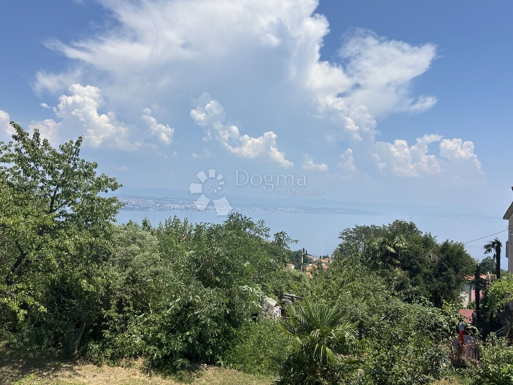 Lovran, stan 3S+DB pogled