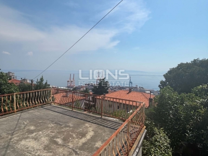 Trsat, Rijeka, 2Skl., 47 m2 + okućnica + velika terasa