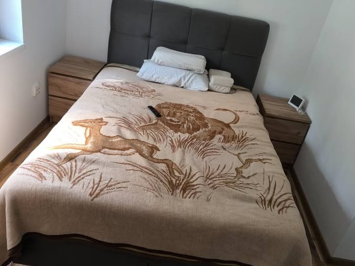 Kuća pokraj rijeke Dobre u Vrbovskom