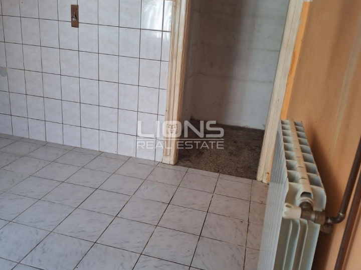 Rijeka, Centar, 2S+DB, stan 76 m2