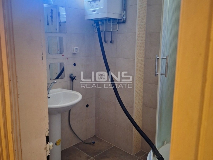 Rijeka, Centar, 2S+DB, stan 76 m2