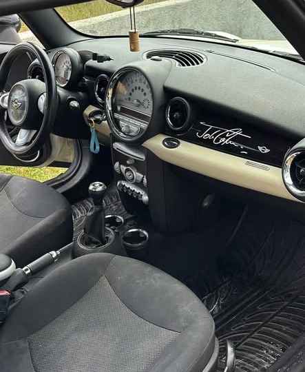 Mini Cooper 1.6