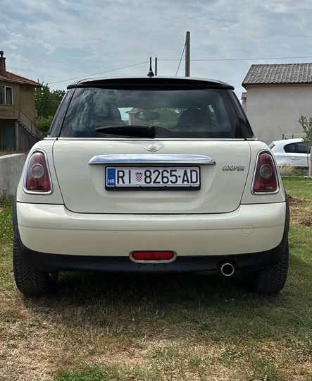 Mini Cooper 1.6