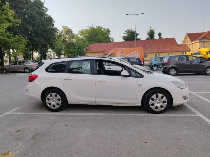 Opel Astru 1.7 cdti sport tourer