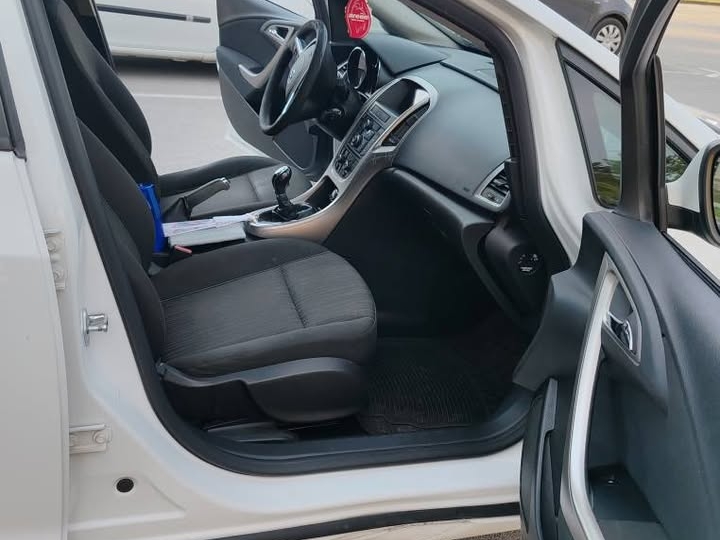 Opel Astru 1.7 cdti sport tourer