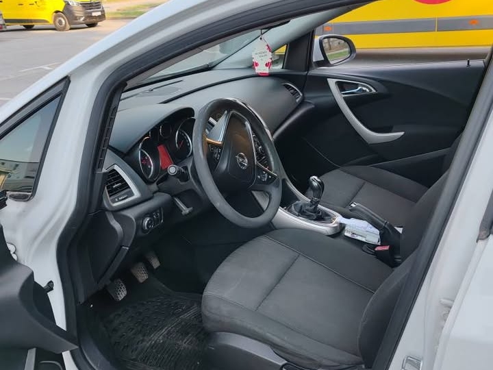 Opel Astru 1.7 cdti sport tourer