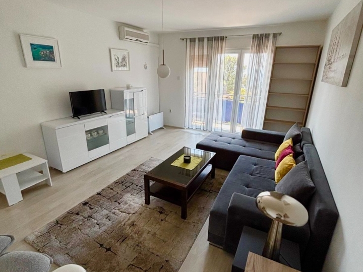 Pećine, Rijeka, 2S+DB, 68 m2 - najam