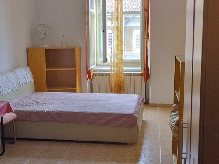 Centar, garsonijera