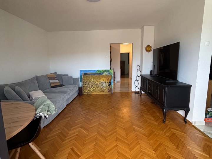 Malinka, Krk - adaptiran i namješten 3S stan, 90 m2, top lokacija