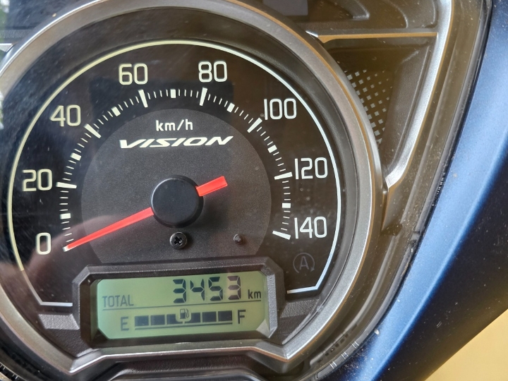 Honda Vision 110 cm3, 2024. god.