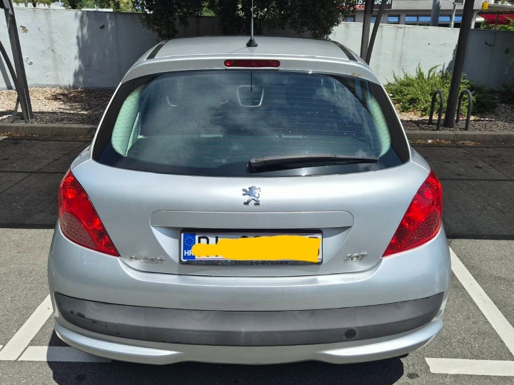 Peugeot 207 1.6 HDI, 80 kW
