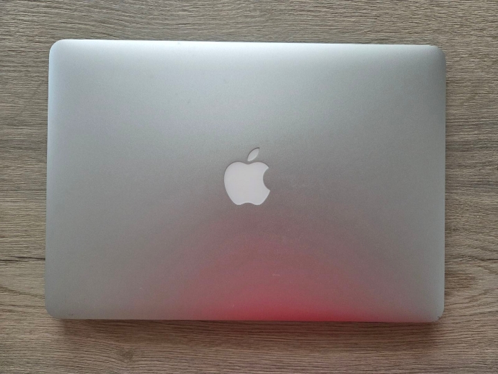Apple MacBook Air 13"