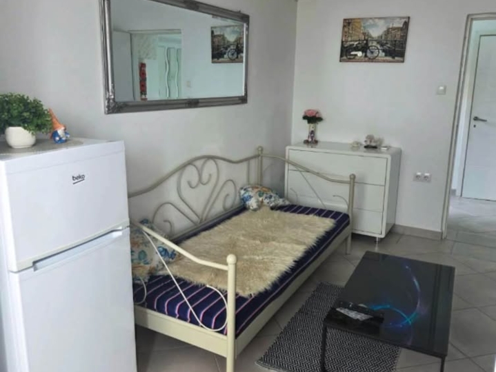🏡 Rujevica – najam stana (1S+DB), 40 m² + terasa i vrt 🌿