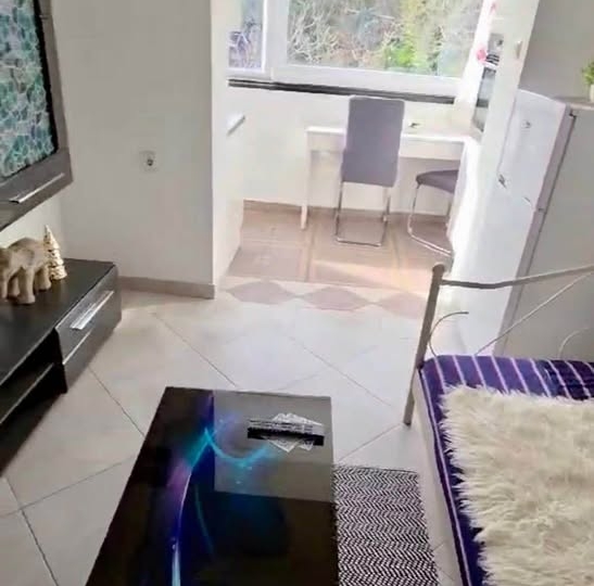 🏡 Rujevica – najam stana (1S+DB), 40 m² + terasa i vrt 🌿