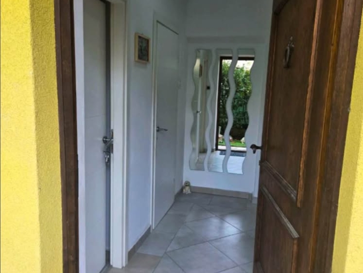 🏡 Rujevica – najam stana (1S+DB), 40 m² + terasa i vrt 🌿