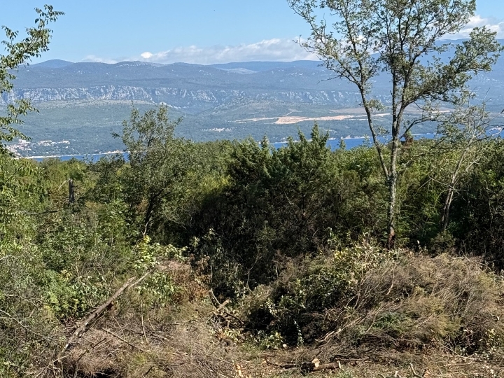 Otok Krk poljop. Zemljište blizu mora