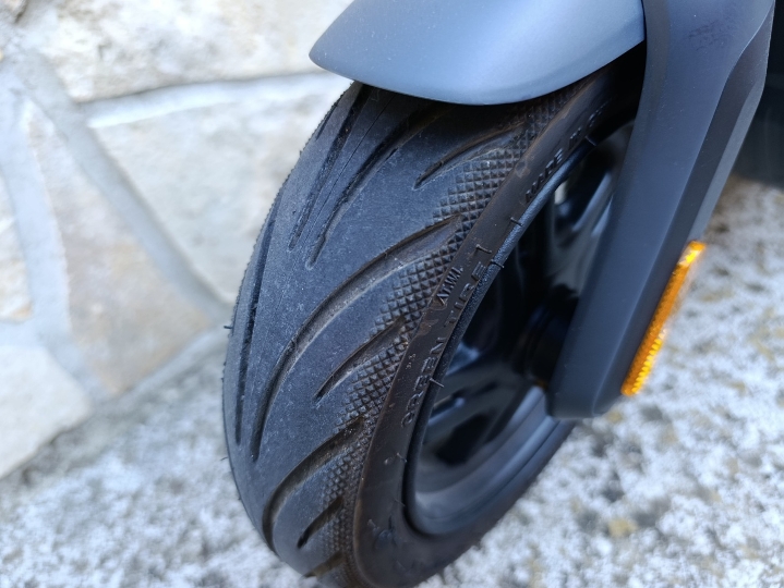 Segway Ninebot E2 Pro el. romobil– 458 km – očuvan – kvar motora