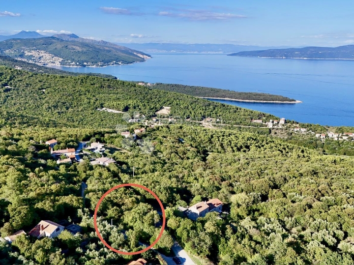 Ekskluzivno!! Građevinsko zemljište s pogledom na more!