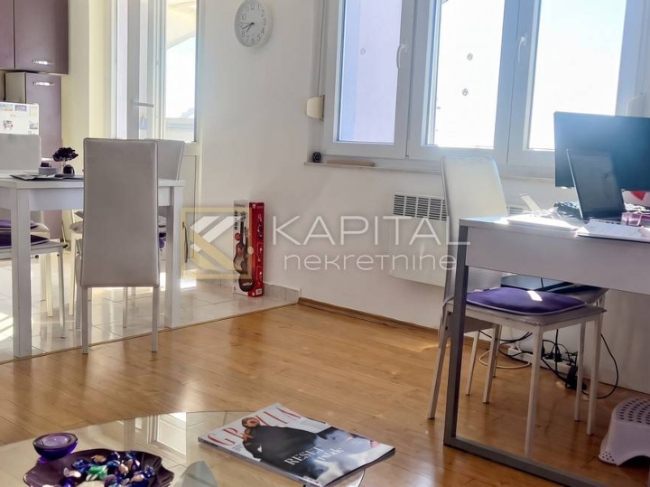 Podmurvice, 1S+DB, pogled na more, 46 m2 (u naravi 52 m2), A+, odmah useljiv