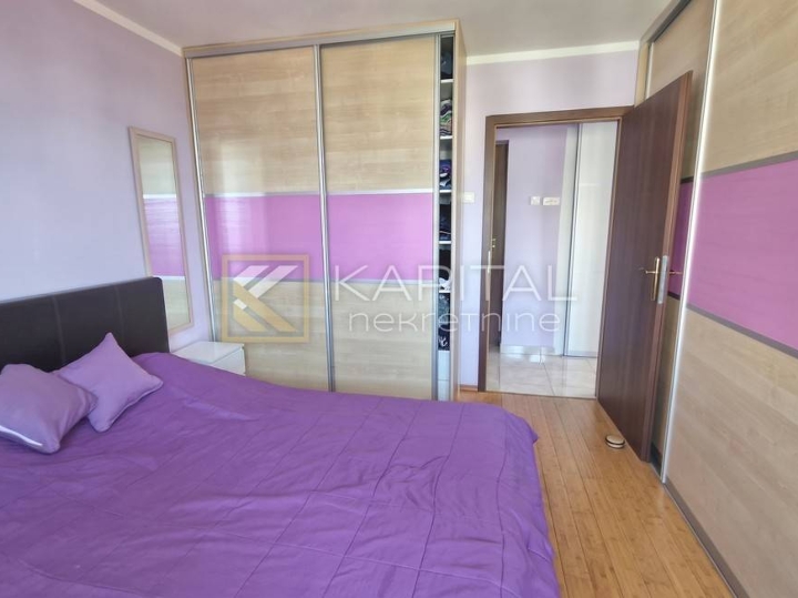 Podmurvice, 1S+DB s pogledom na more, 46 m2 (u naravi 52 m2), A+, odmah useljiv
