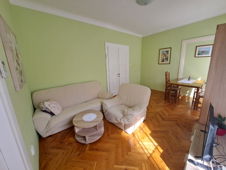 Centar, 2S+DB
