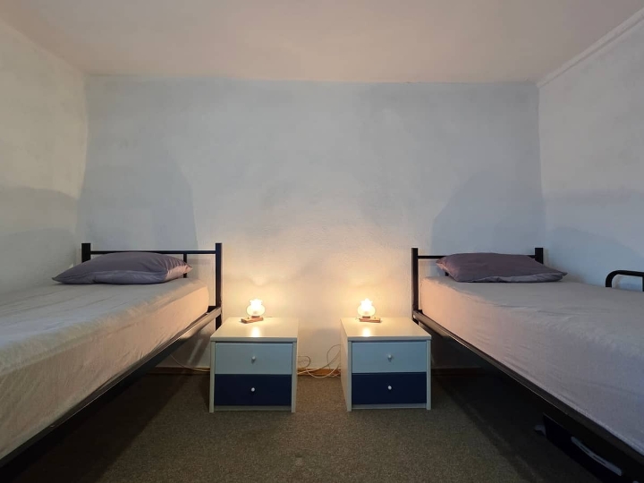 Kuća od cca 110m2 na 2 kata za smještaj do 6 radnika u okolici grada