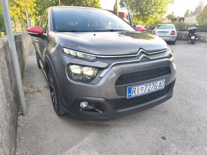 Citroen C3 SHINE PureTech 83