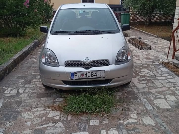 Toyota Yaris 1.3 Luna