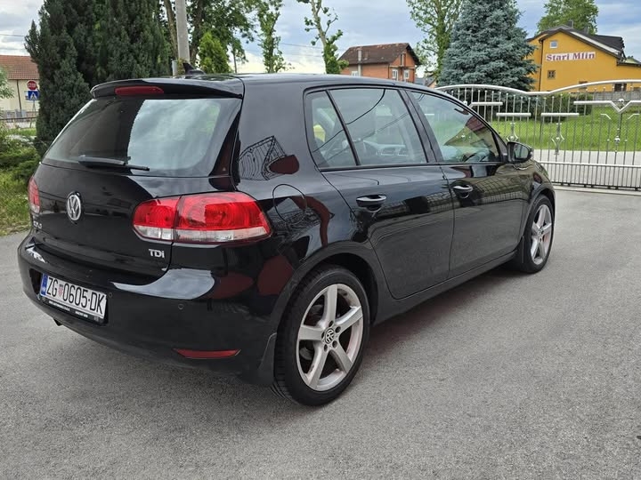VW Golf 1.6 Tdi