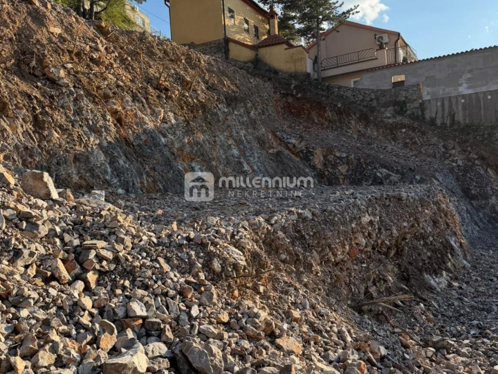 Senj, 630m2 građevinskog zemljišta