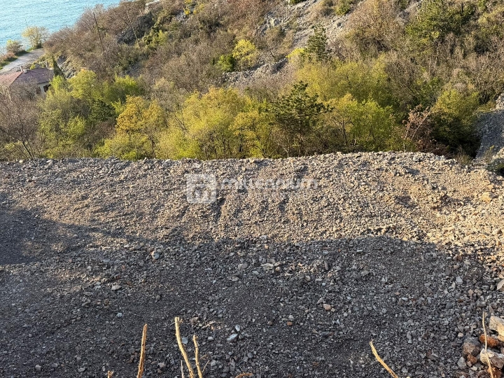 Senj, 630m2 građevinskog zemljišta
