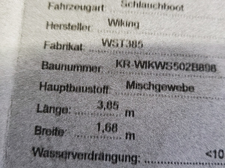 Gumenjak s motorom