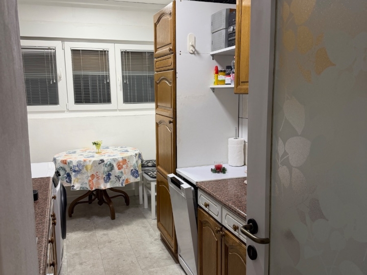 Iznajmljujem stan – 70 m² – odlična lokacija