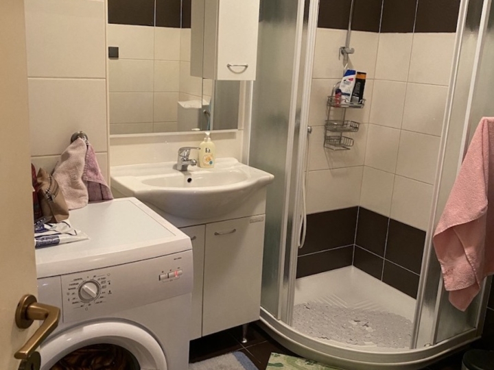Iznajmljujem stan – 70 m² – odlična lokacija