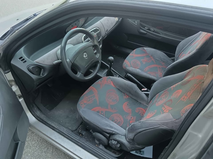 Lancia Y 1.2 elephantino