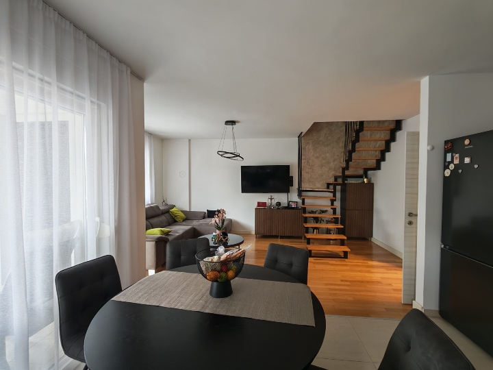 Stan Mavri, Viškovo, 150 m2, 5 soba