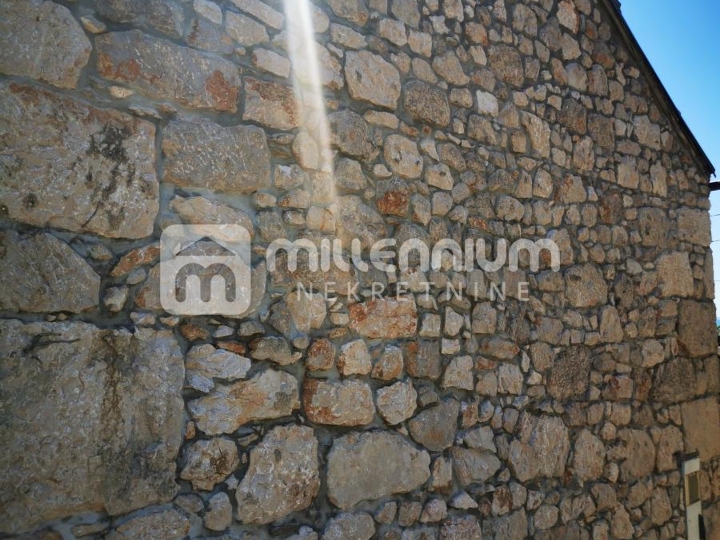 Novi Vinodolski, Grižane, 38m2, šarmantna kamena kućica