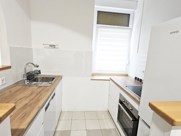 Belveder, 70 m2, 2S+DB, 750€