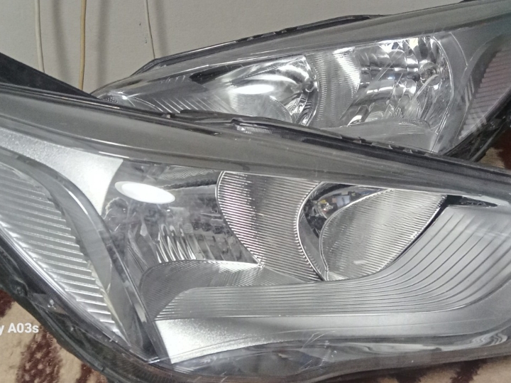 Ford C Max - farovi