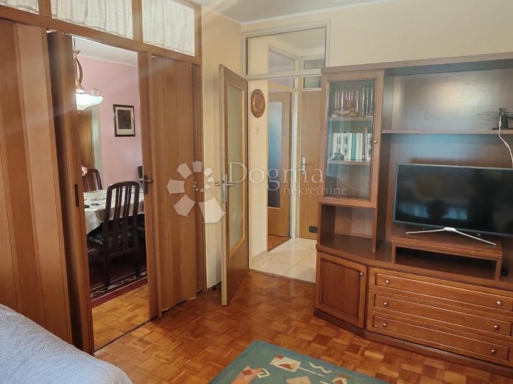 Krnjevo, 82.11 m²