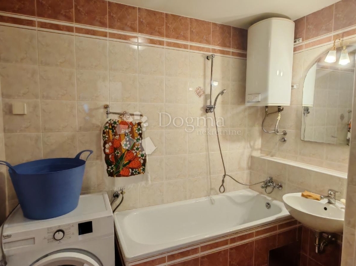 Krnjevo, 82.11 m²