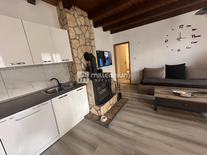 Novi Vinodolski, 120m2, samostojeća kuća