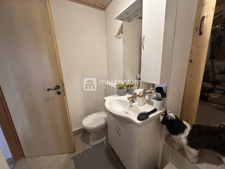 Novi Vinodolski, 120m2, samostojeća kuća