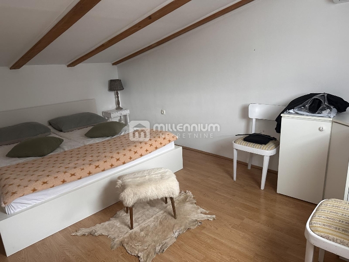 Novi Vinodolski, 120m2, samostojeća kuća