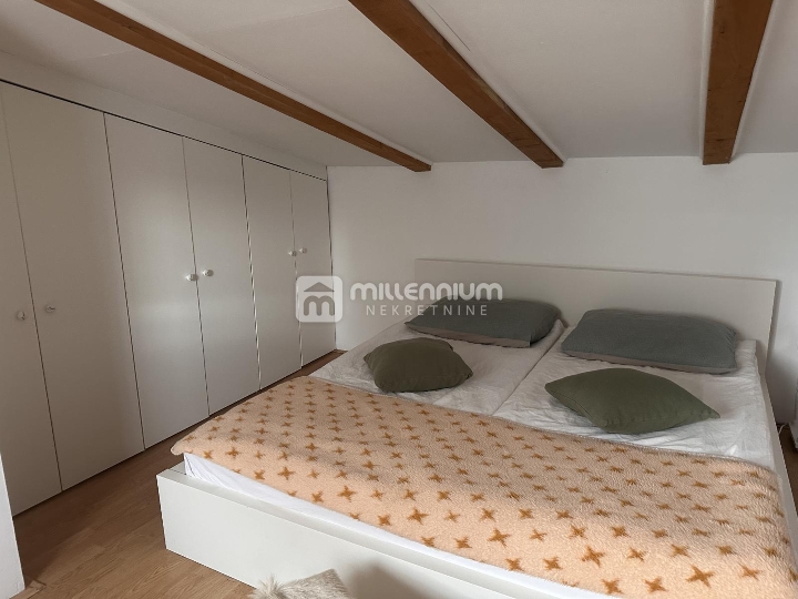 Novi Vinodolski, 120m2, samostojeća kuća